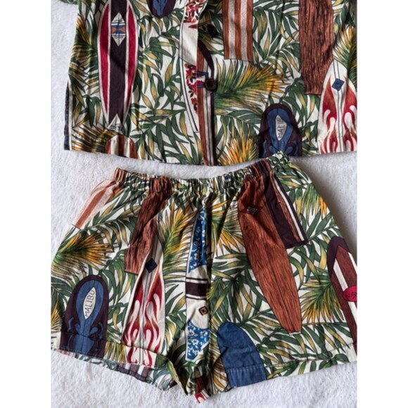 Surfing Hawaiian Shirt and Shorts Set - Picture 2 of 6